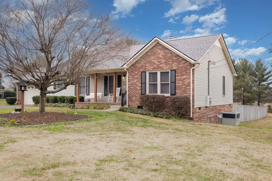 913 Bedford Pl, Columbia, TN 38401 - Image #3
