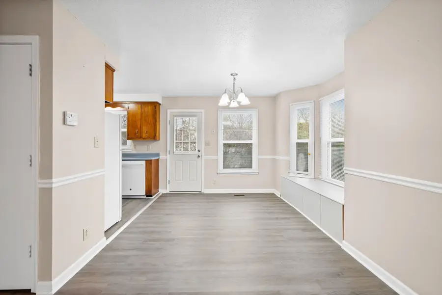 915 Cal Ct, Clarksville, TN 37042 - #3