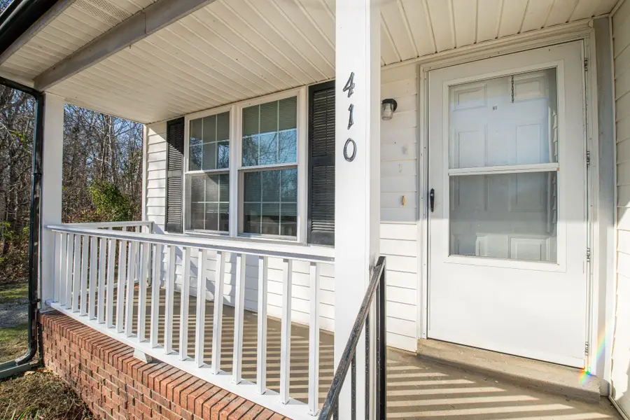 410 Roselawn Dr, Clarksville, TN 37042 - #3