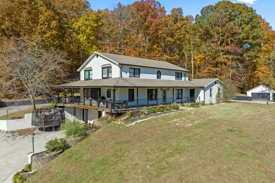 721 Valley Dr, Livingston, TN 38570 - #3