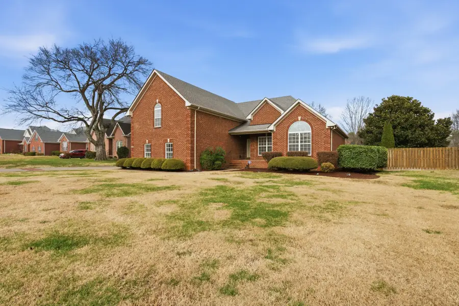 2706 Maylon Dr, Murfreesboro, TN 37128 - #2