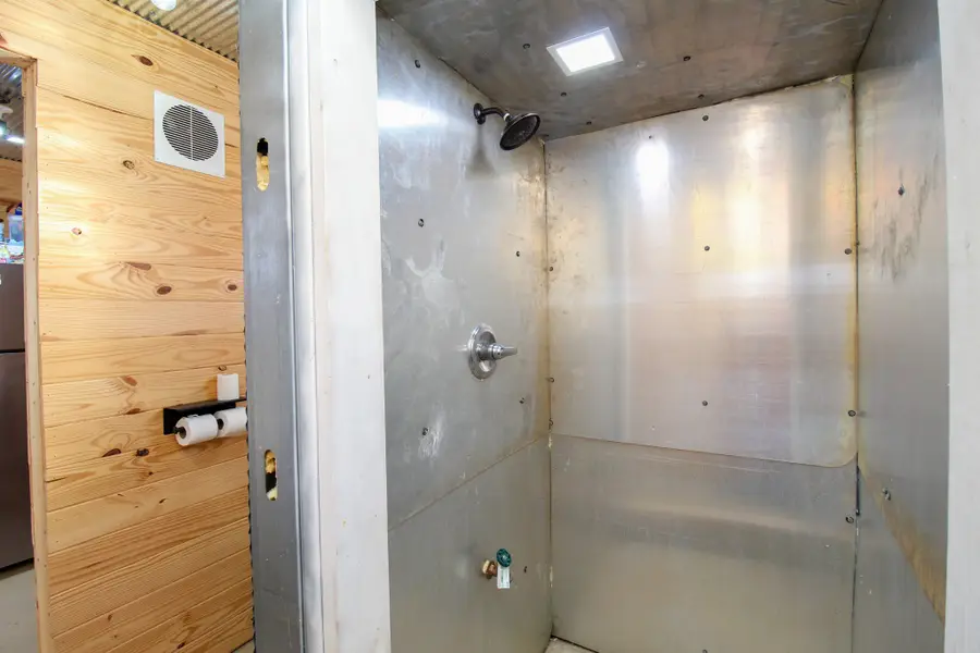 300 Fescue Rd, Saltillo, TN 38370 - #2