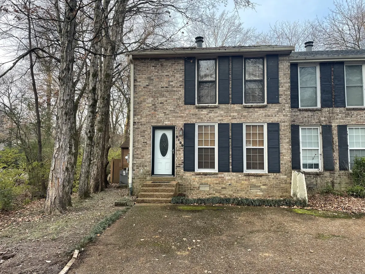 3199 Trails End Ln, Nashville, TN 37214 - #1