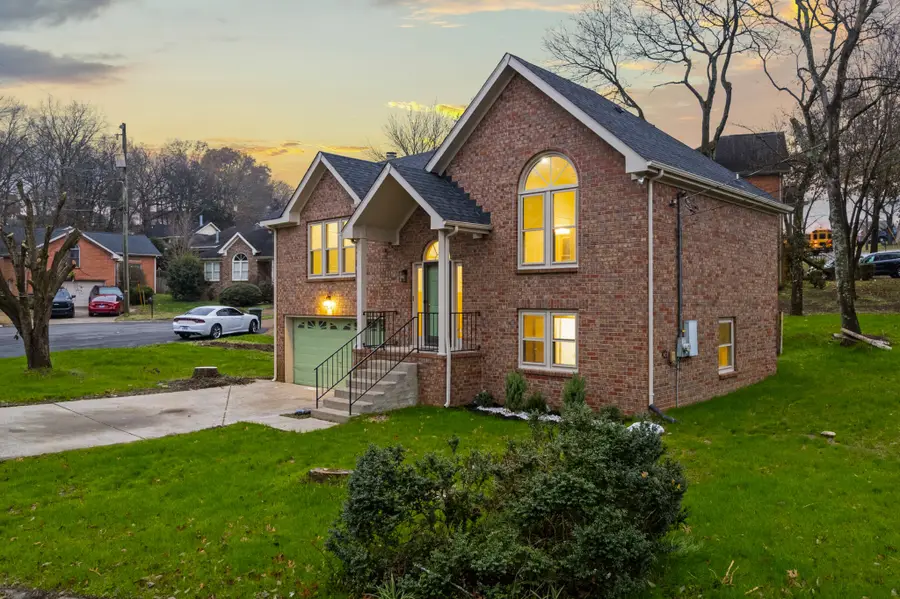 800 Carlisle Ct N, Nashville, TN 37214 - #3