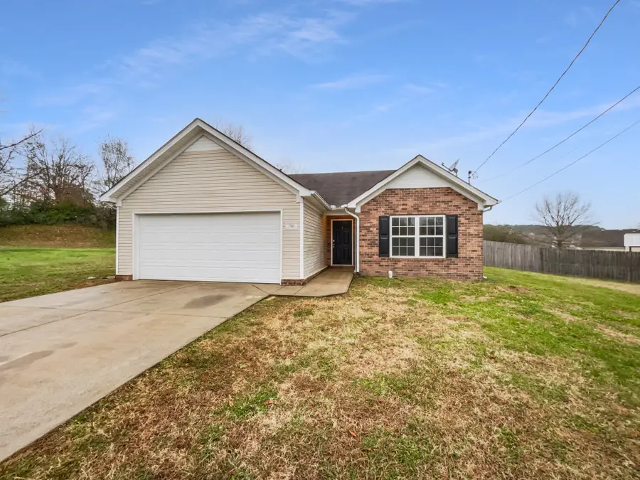 760 Autumn Ridge Ln, Columbia, TN 38401 - Image #2