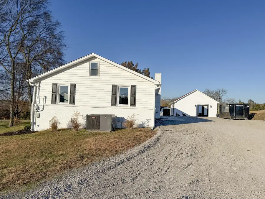1894 Porterfield Rd, Readyville, TN 37149 - Image #2