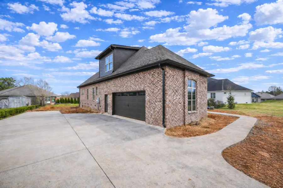 1327 Mallard Dr, Spring Hill, TN 37174 - #2