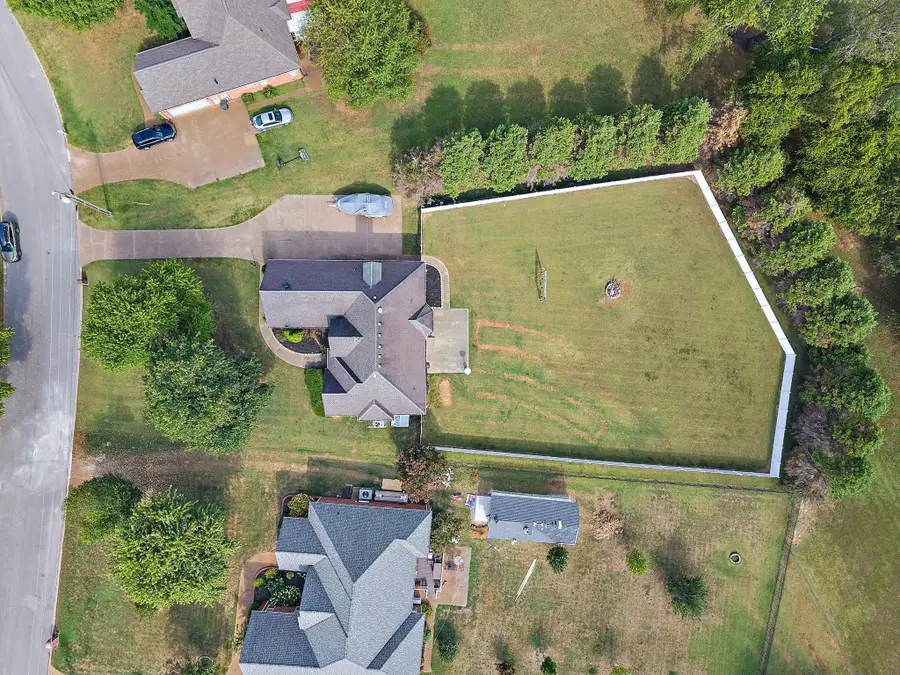 3009 Nottingham Cir, Mount Juliet, TN 37122 - Image #2