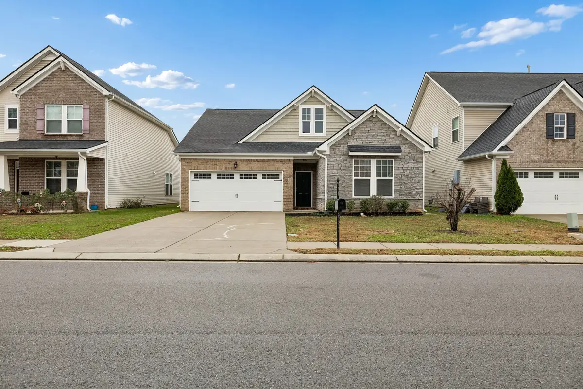 2537 Miranda Dr, Murfreesboro, TN 37128 - #1