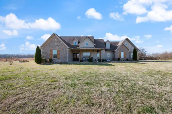 7138 Wayside Rd, Christiana, TN 37037