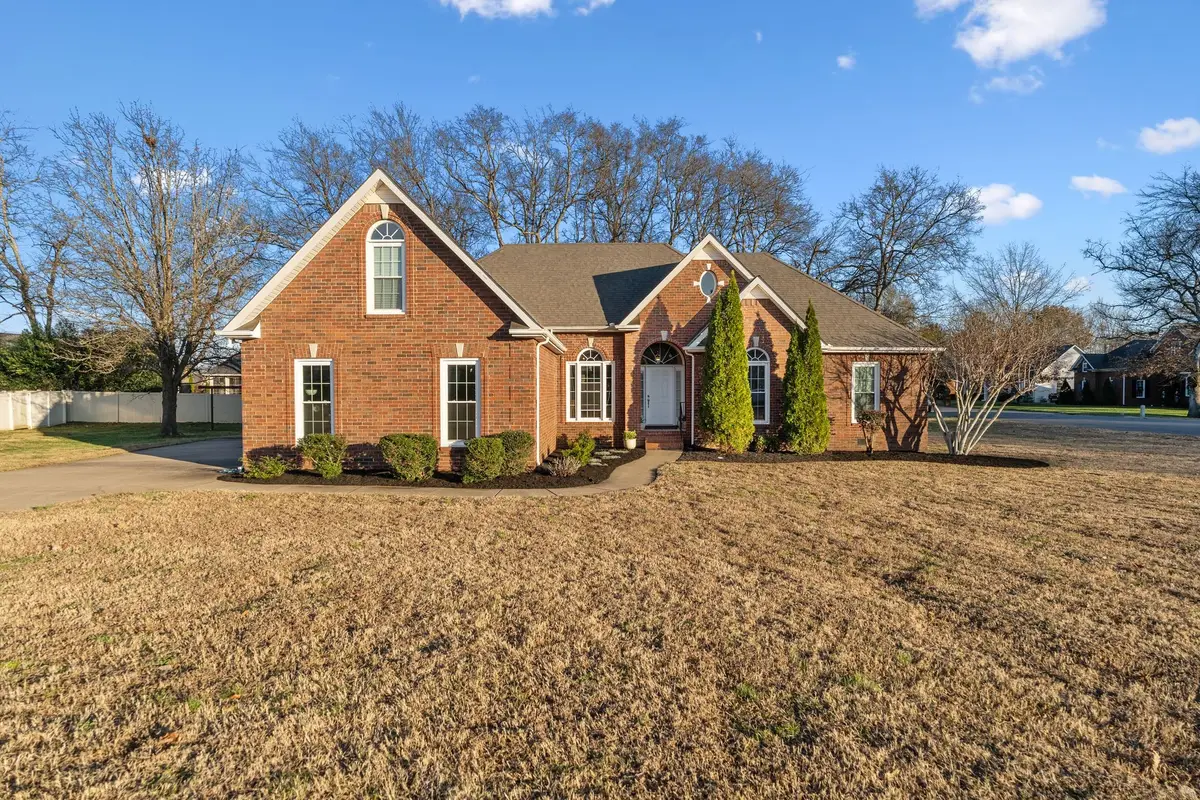 2402 Verona Pl, Murfreesboro, TN 37130 - Image #1