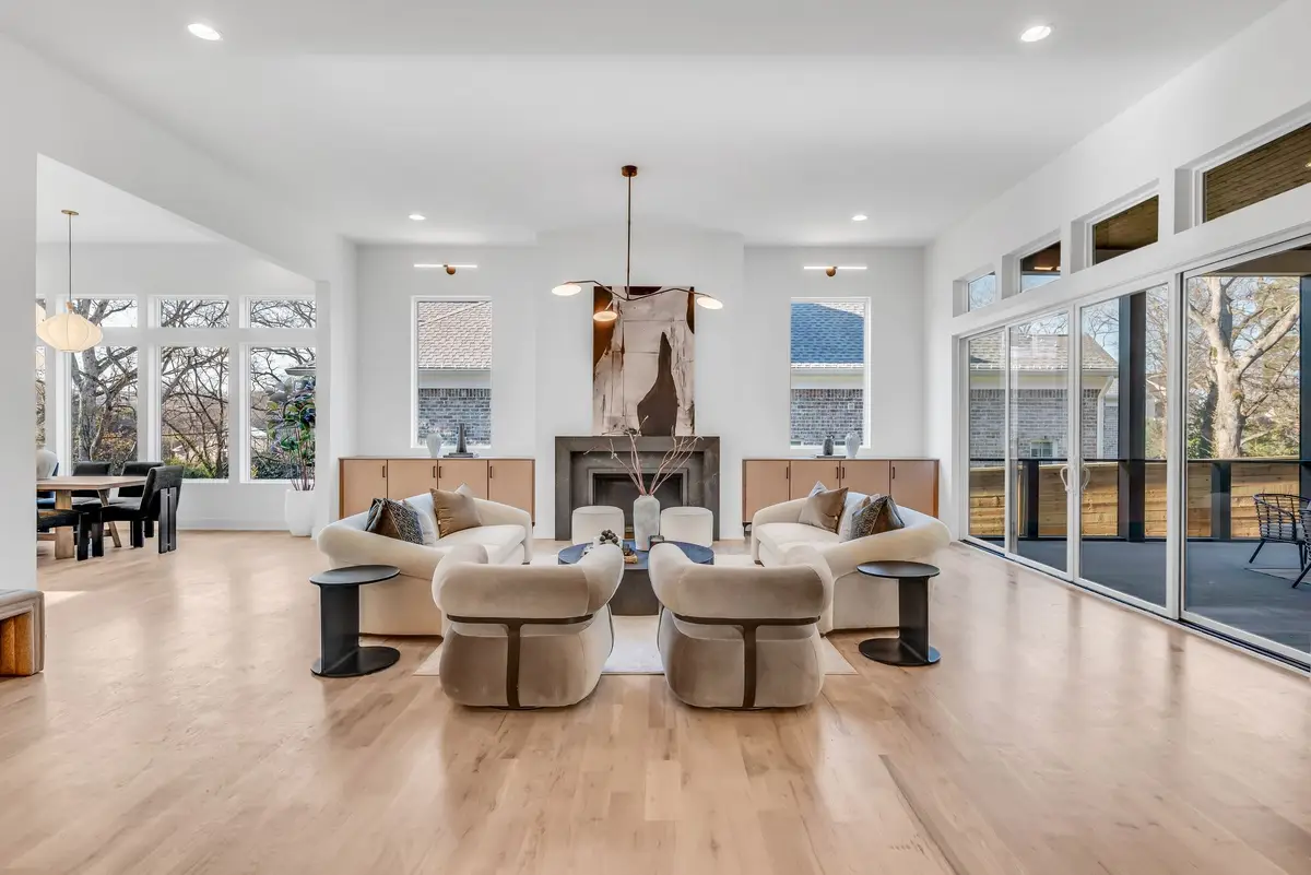 2048 Castleman Dr, Nashville, TN 37215 - #1