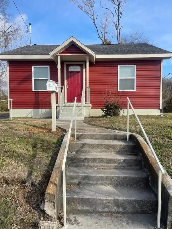 1010 Howell St, Hopkinsville, KY 42240