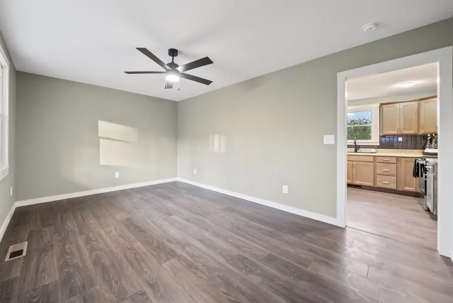 337 Fire Tower Rd, Erin, TN 37061 - Image #2