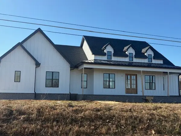 2622 Deer Creek Ln, White House, TN 37188