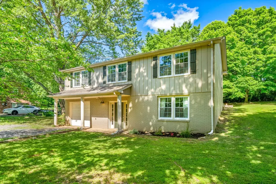 521 Rotary Hills Ct, Clarksville, TN 37043 - #3