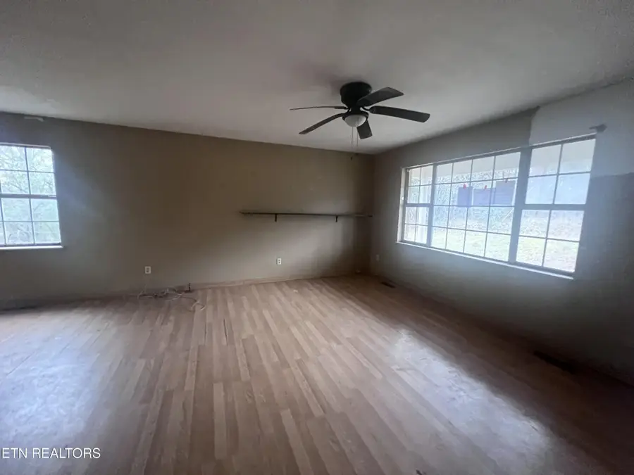 720 Poplar Lane, Winfield, TN 37892 - Image #3