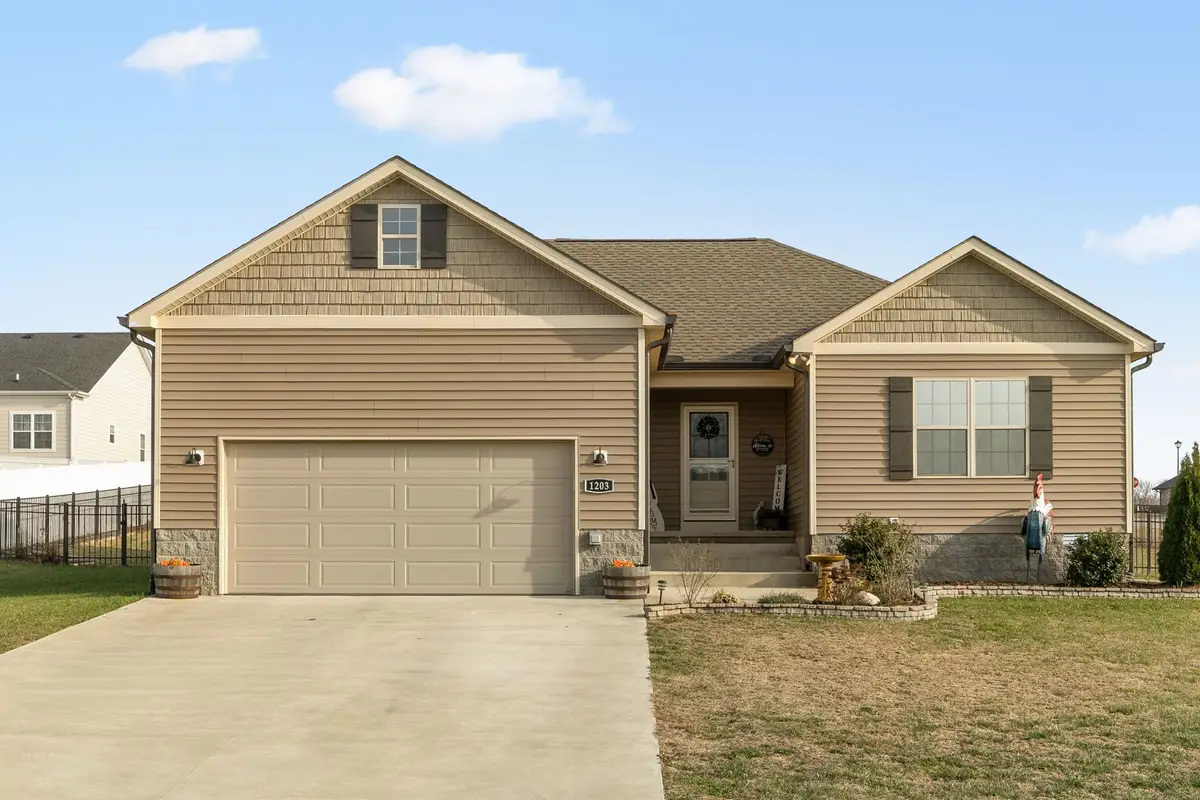 1203 Fredricksburg St, Franklin, KY 42134 - Image #1