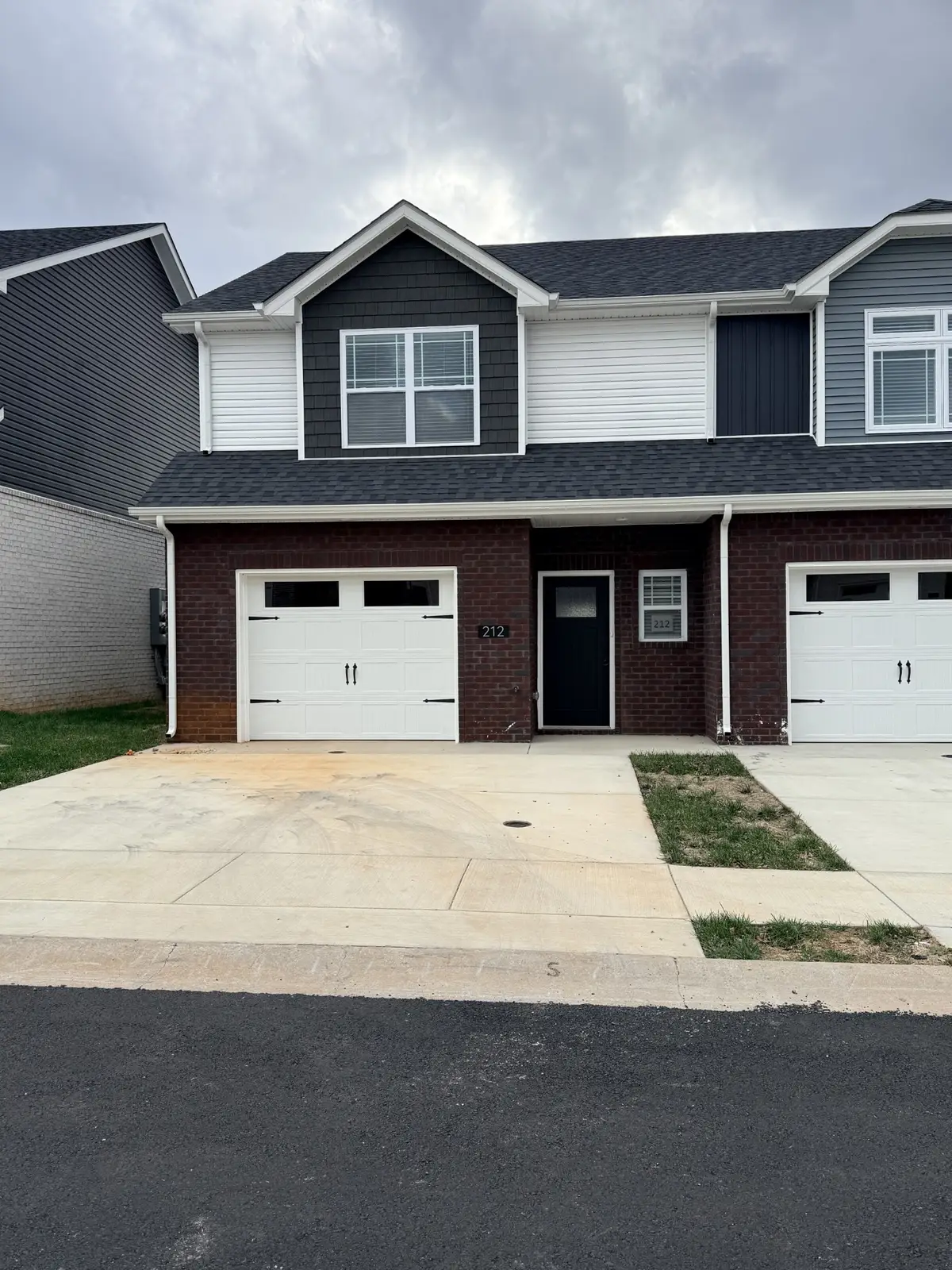 212 W Fallow Ct, Clarksville, TN 37040 - #1