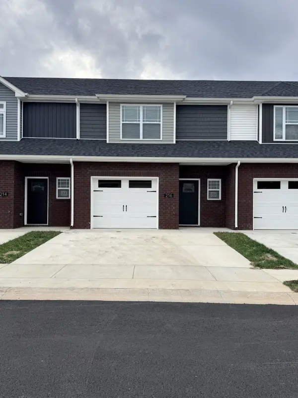 216 W Fallow Ct, Clarksville, TN 37040