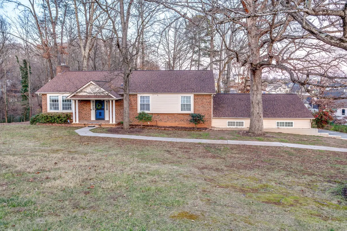 1434 Pine Springs Rd, Knoxville, TN 37922 - Image #1