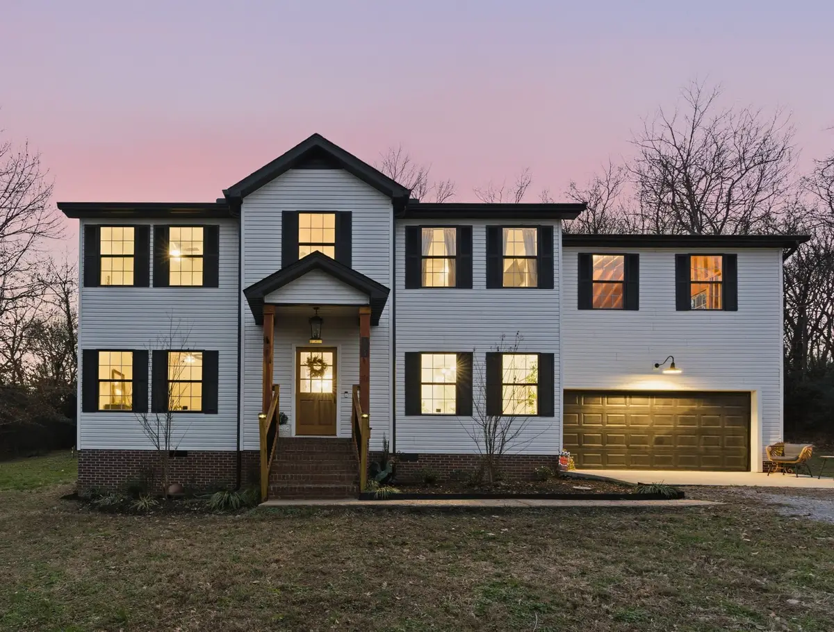 1074 Talon Dr, Columbia, TN 38401 - Image #1