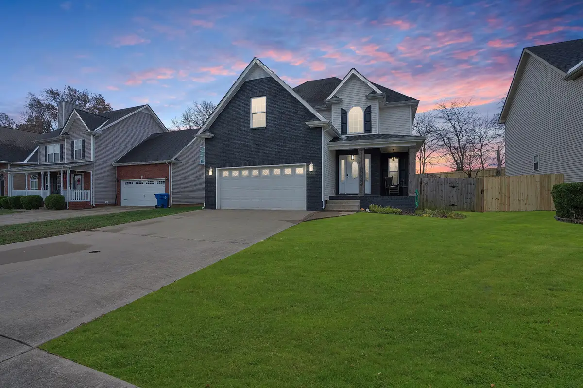 1426 Bruceton Dr, Clarksville, TN 37042 - #1