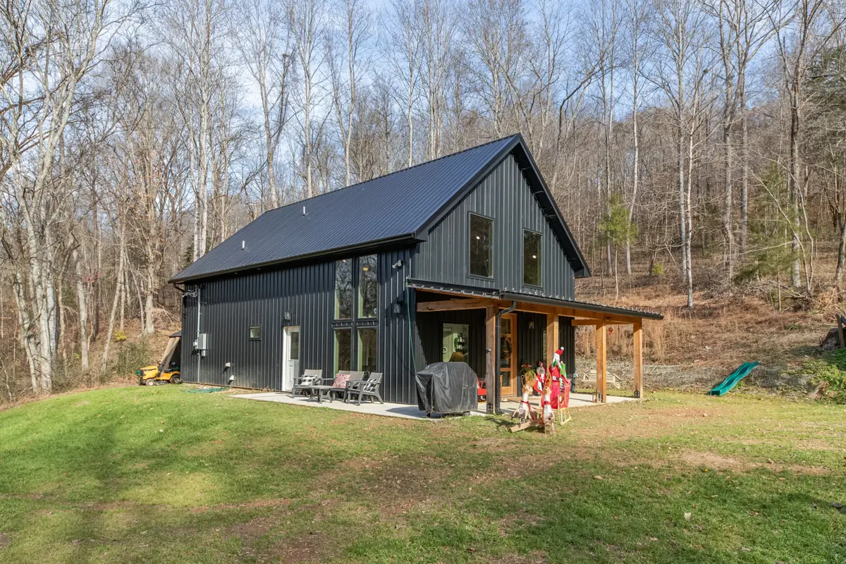 4101 Luvenia Ln, Williamsport, TN 38487 - Image #1