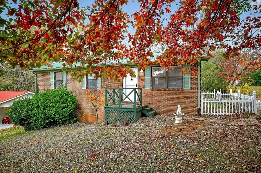 3382 Dietz Dr, Cookeville, TN 38506 - #2