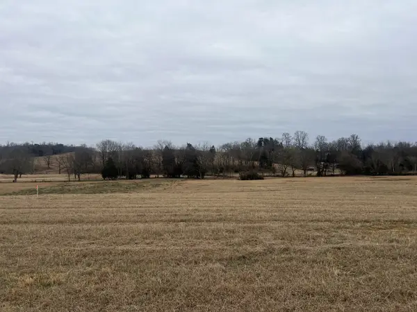 19 Clay County Hwy, Moss, TN 38575