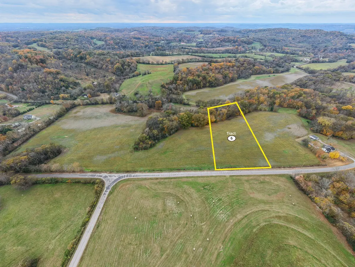 6 Craig Bridge Rd, Williamsport, TN 38487 - Image #1