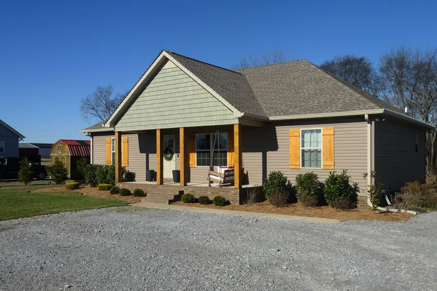 720 Armstrong Rd, Castalian Springs, TN 37031 - Image #2