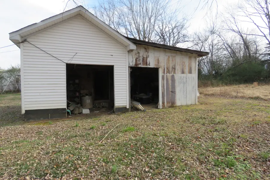 410 Pap Johnson Cir, Gainesboro, TN 38562 - Image #3