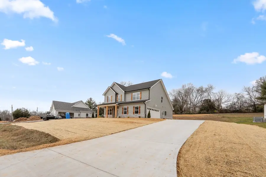 288 Woodland Creek Dr, McMinnville, TN 37110 - Image #2