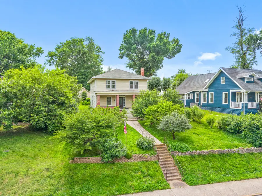 440 N 2nd St, Clarksville, TN 37040 - #3