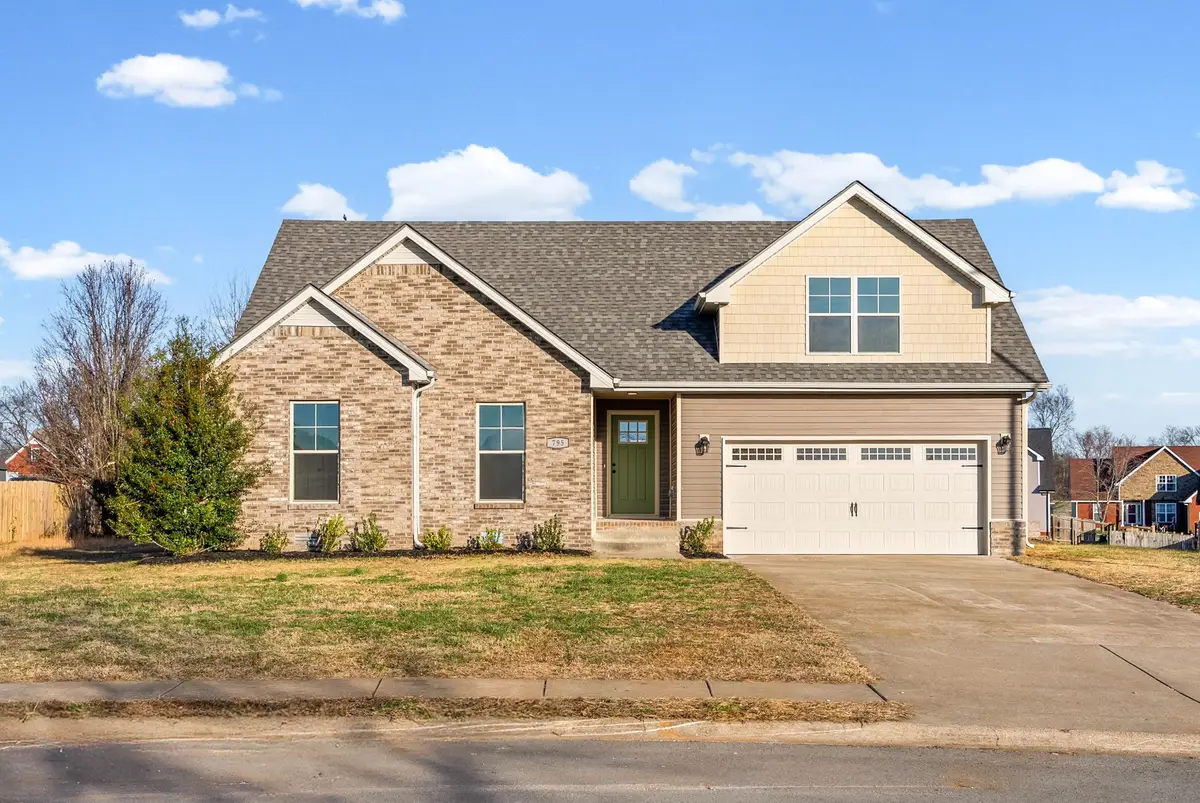 795 Vera Dr, Clarksville, TN 37040 - Image #1