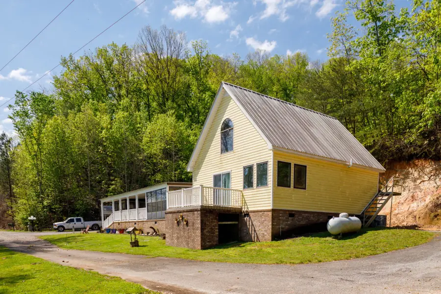 527 Bear Creek Dr, Cherokee, AL 35616 - Image #2