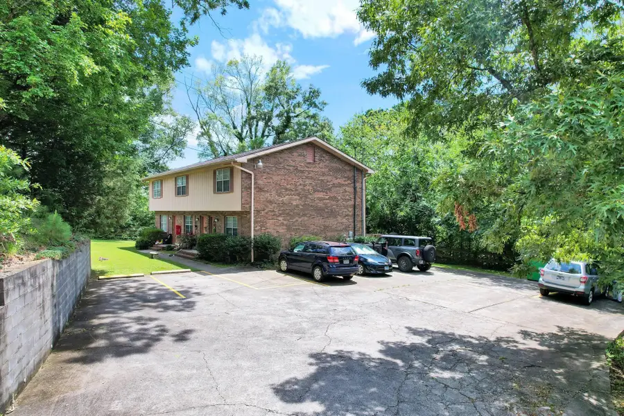 703 School Street, Dalton, GA 30720 - #2