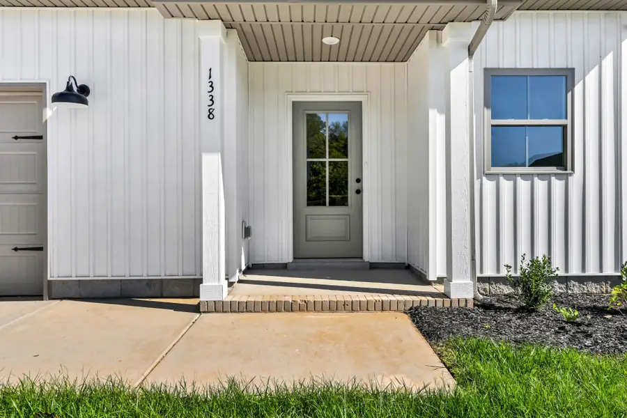 1338 Isaiah Dr, Clarksville, TN 37042 - #2