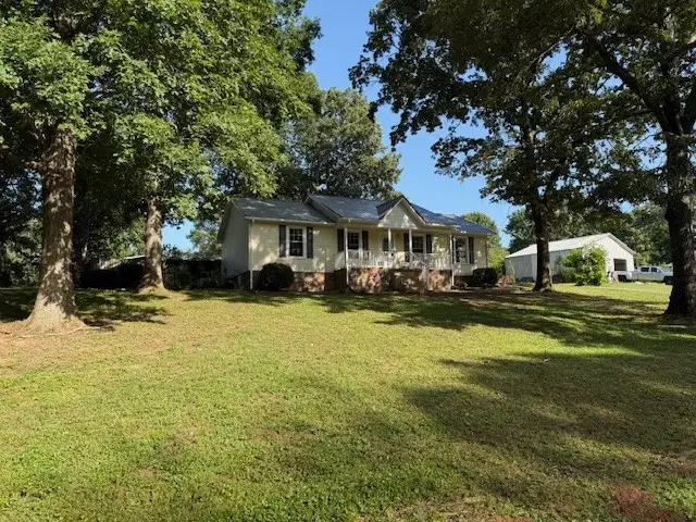 446 Treetop Trl, Lawrenceburg, TN 38464 - Image #2