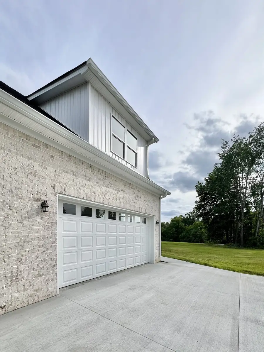 501 Chestnut Grove Rd, Pulaski, TN 38478 - Image #3