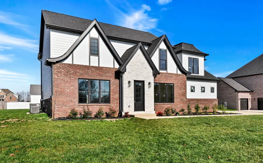 2457 Ellsworth Dr, Clarksville, TN 37043 - #3