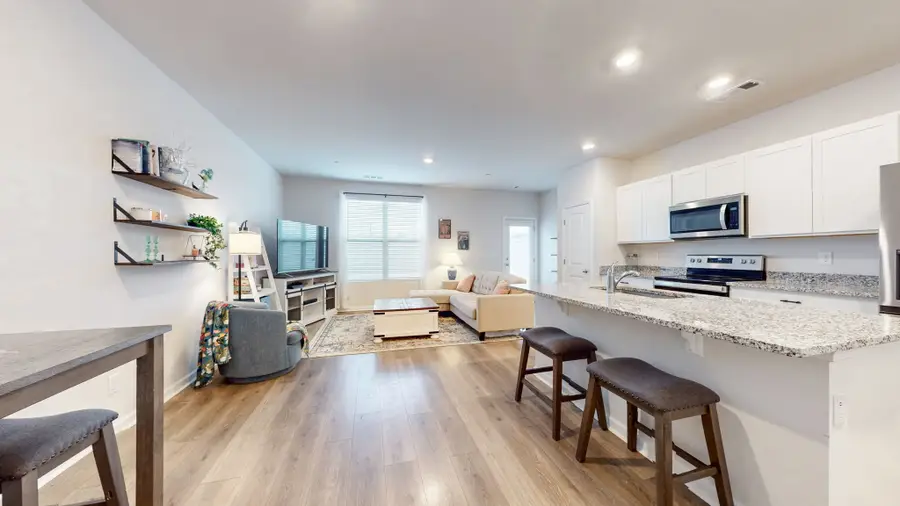 122 Champions Ln, Ashland City, TN 37015 - Image #2