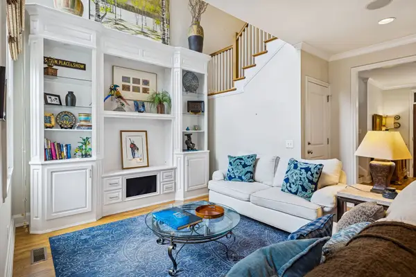 254 Cherokee Station Dr, Nashville, TN 37209