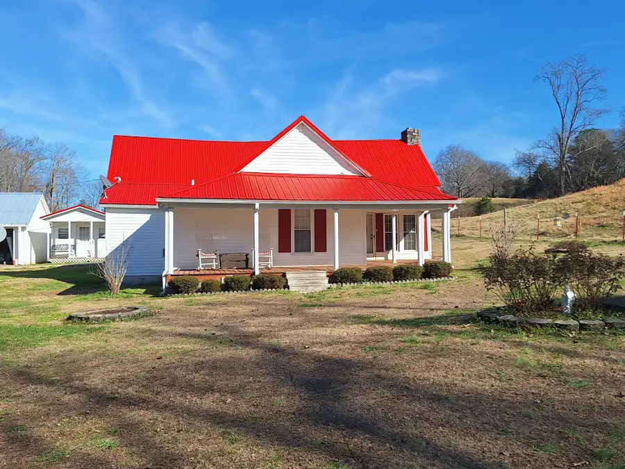 32 N Bradley Rd, Lawrenceburg, TN 38464 - Image #2