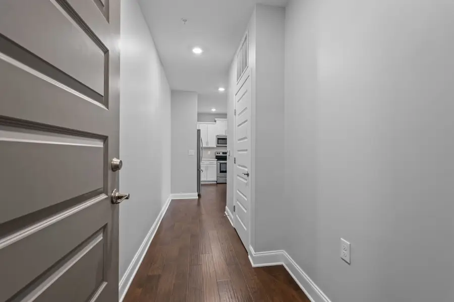 1801 Shadow Green Dr #204, Franklin, TN 37064 - Image #2