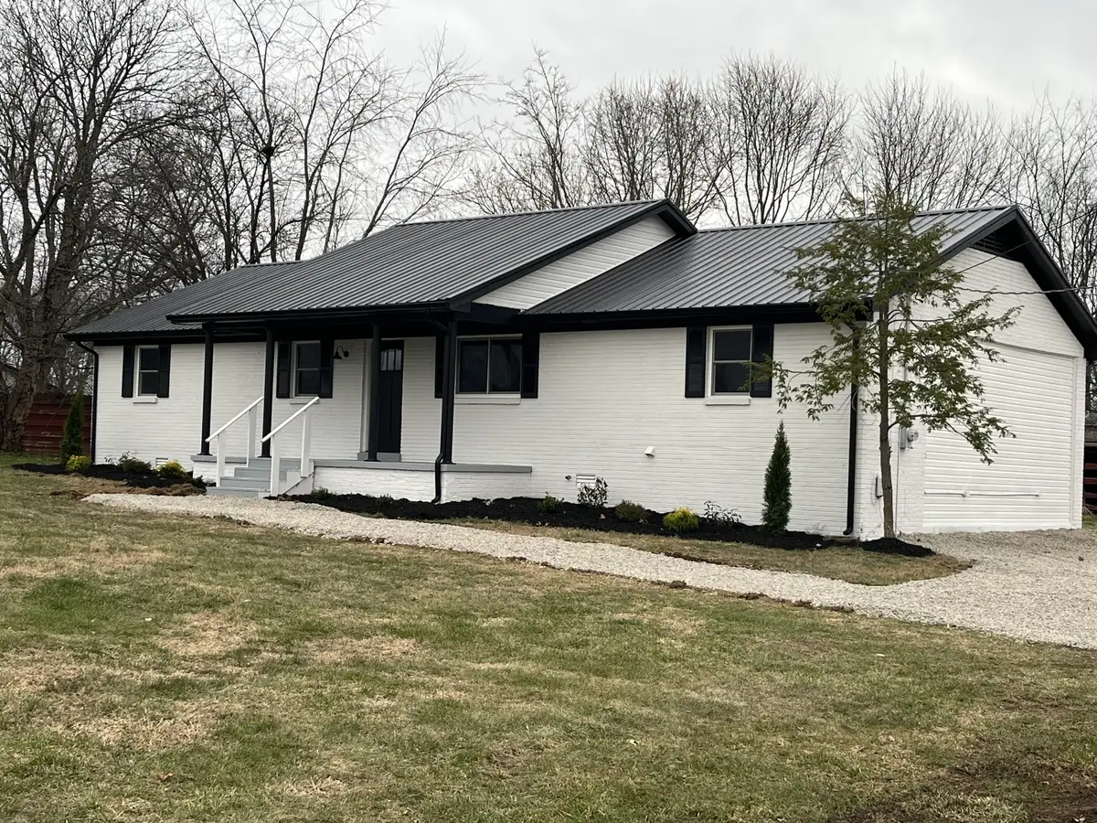 1047 New Deal Potts Rd, Cottontown, TN 37048 - Image #1