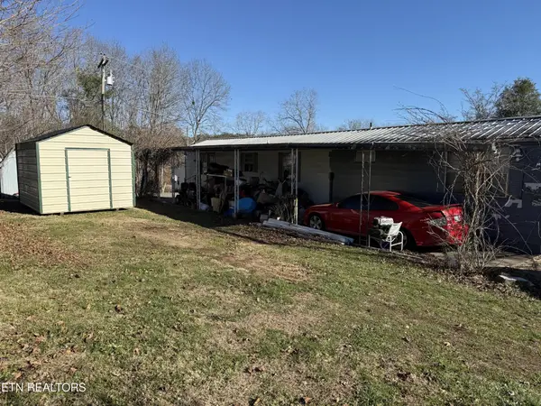 9253 Cherokee Tr, Crossville, TN 38572