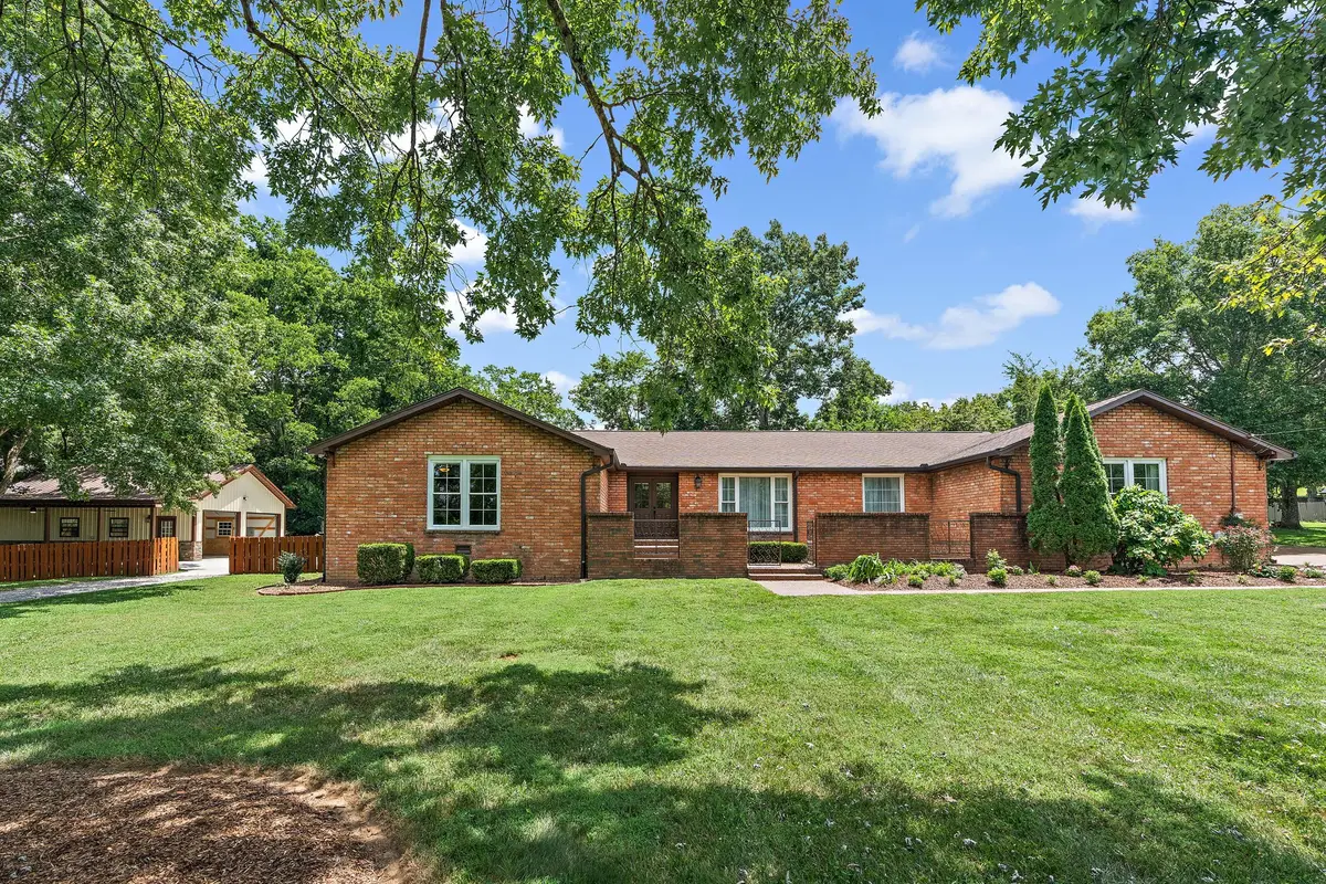 6017 Bethany Blvd, Nashville, TN 37221 - #1