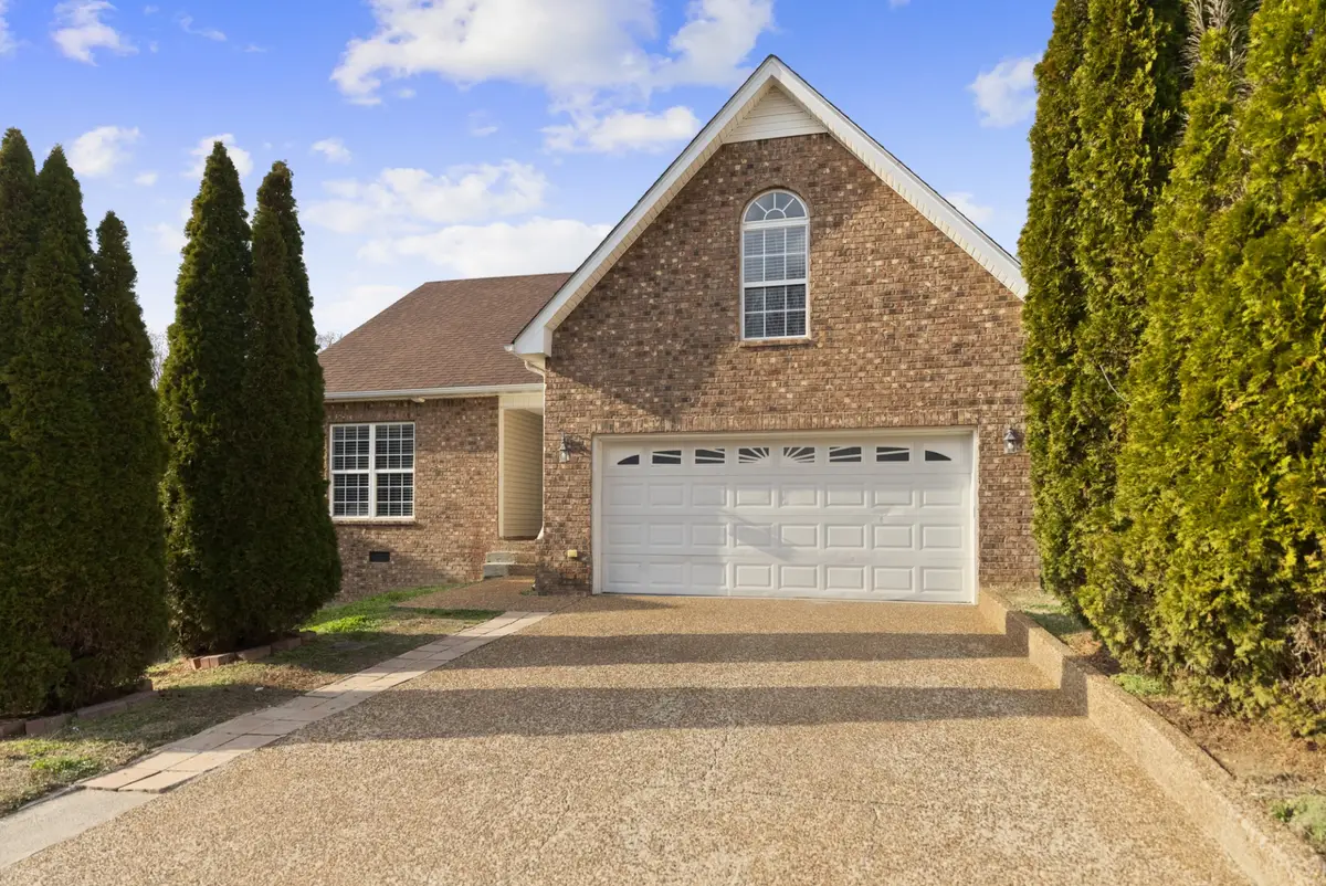 3204 Grace Crest Pt, Nashville, TN 37217 - Image #1